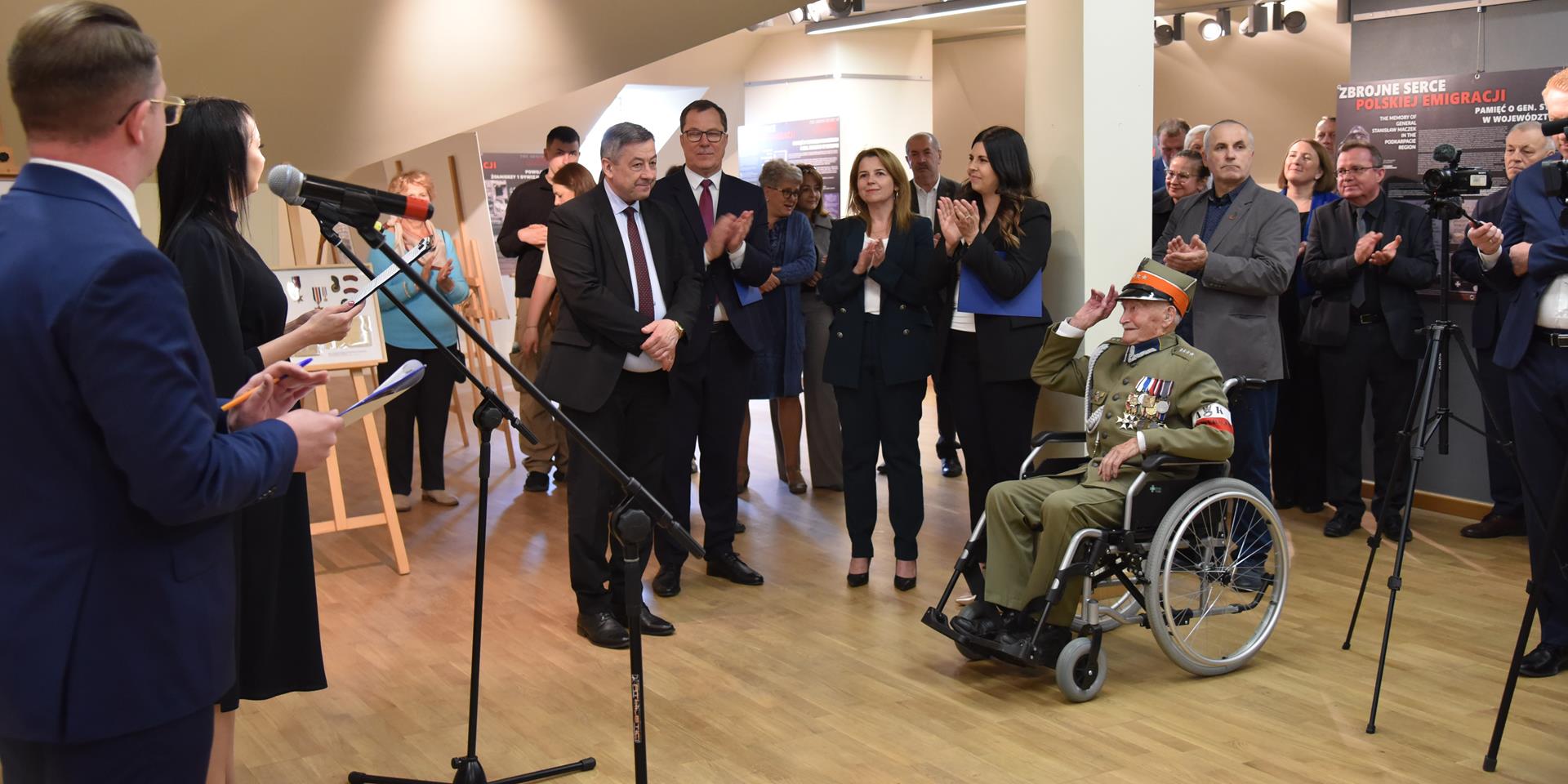 Otwarcie wystawy "Zbrojne serce emigracji"