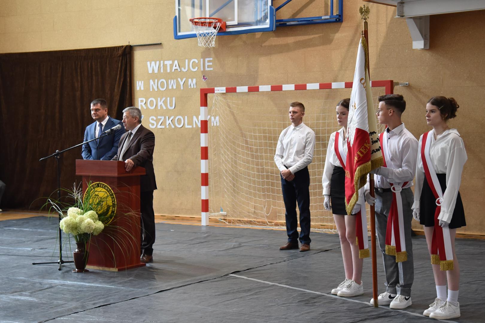 Rozpoczęcie roku szkolnego 2025/2026 w szkołach prowadzonych przez Powiat Strzyżowski